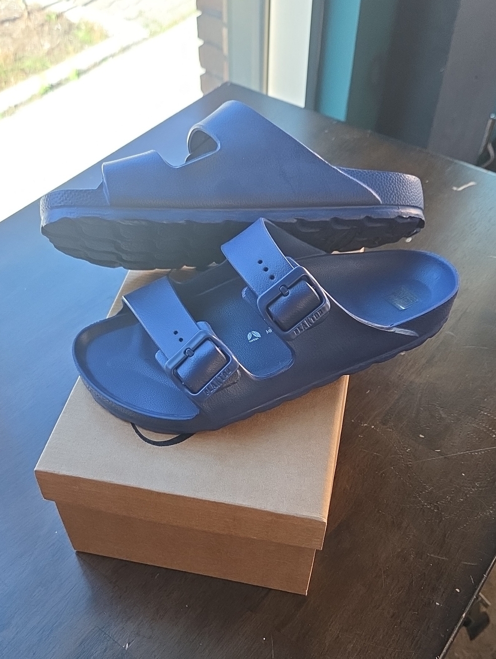 Plakton Size 10 Women's Navy Blue Sandals New In Box